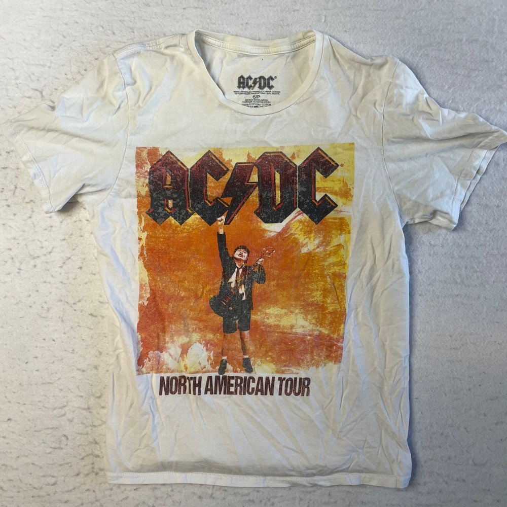 AC/DC T-Shirt Mens‎ Small White North American Tour 2022 Graphic Band Tee